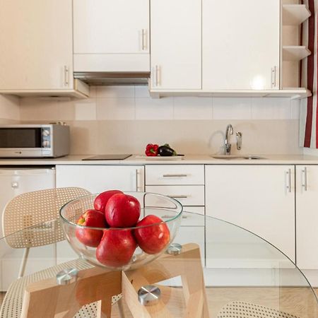 Atica Apartments - By Weflating บาร์เซโลนา ภายนอก รูปภาพ