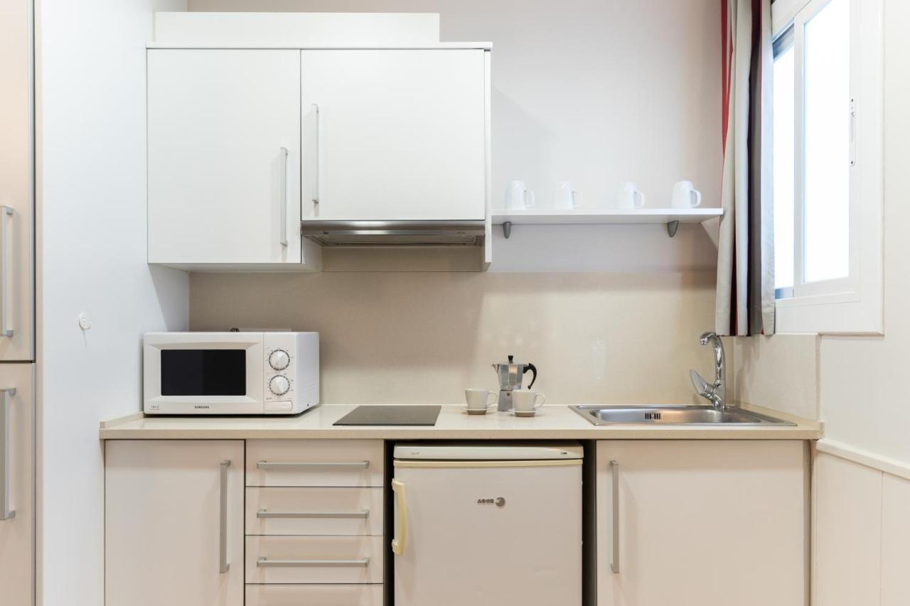 Atica Apartments - By Weflating บาร์เซโลนา ภายนอก รูปภาพ