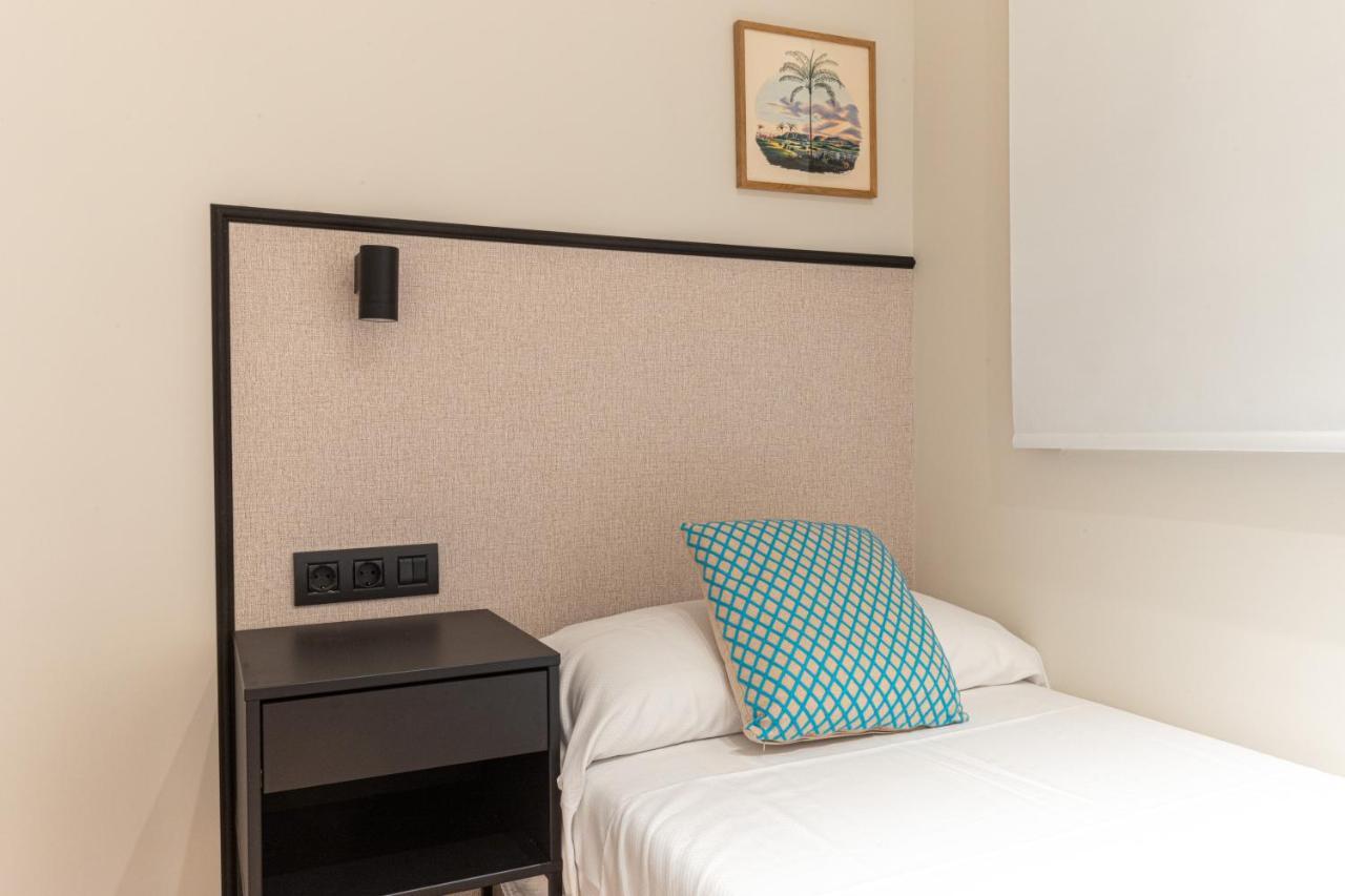 Atica Apartments - By Weflating บาร์เซโลนา ภายนอก รูปภาพ