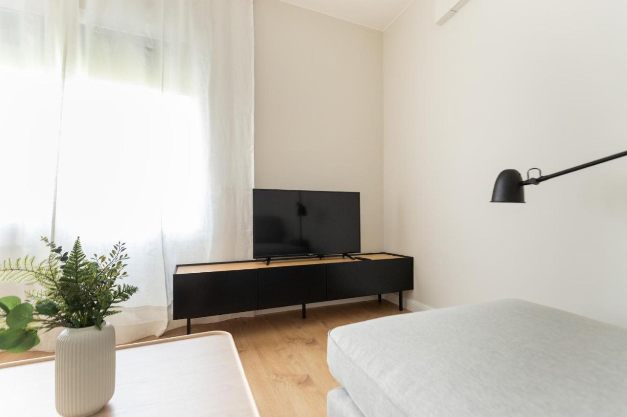 Atica Apartments - By Weflating บาร์เซโลนา ภายนอก รูปภาพ